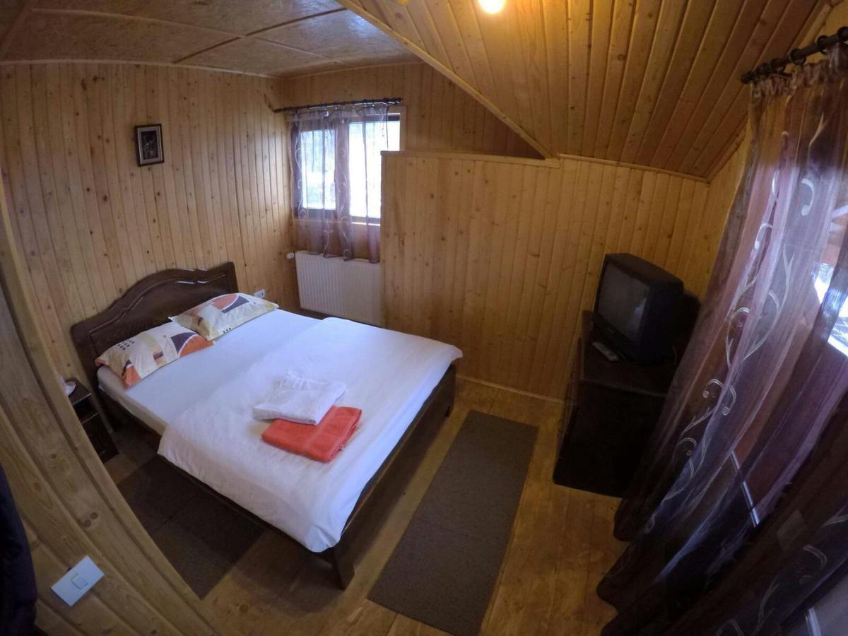 Pensiunea Magdalena Cîmpulung Extérieur photo